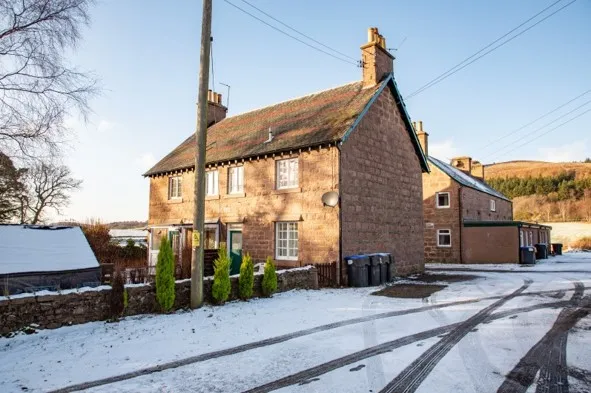 Craigton Cottages Leys Estate